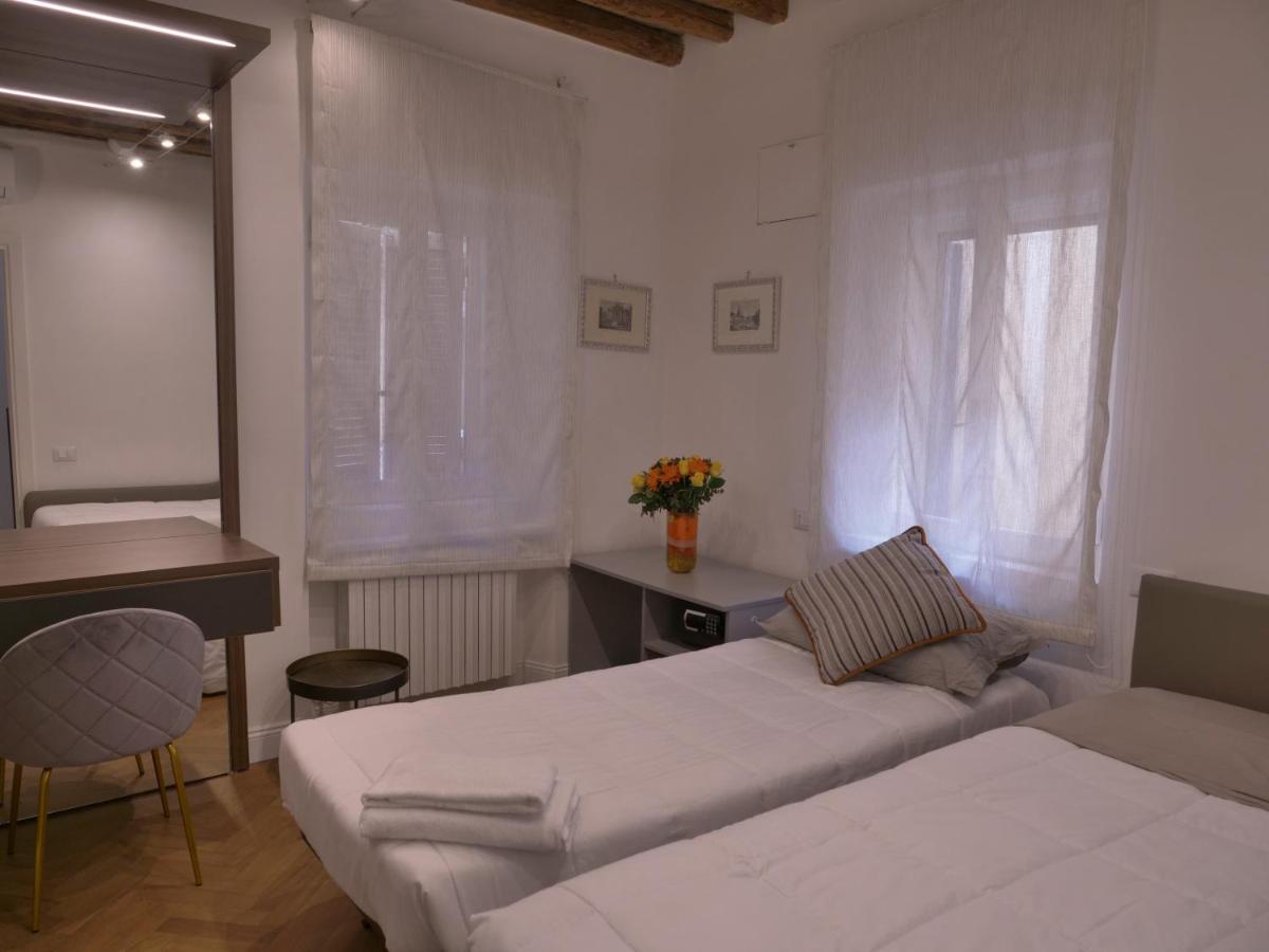 Helmirage Trevi Suite Roma Dış mekan fotoğraf